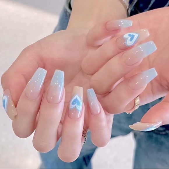 🍒🍒 Heart Blue French Tip Press On Nails❗️Final Price❗️ - Picture 1 of 7